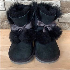 Toddler Size 10 Gita Ugg Boots Pom poms